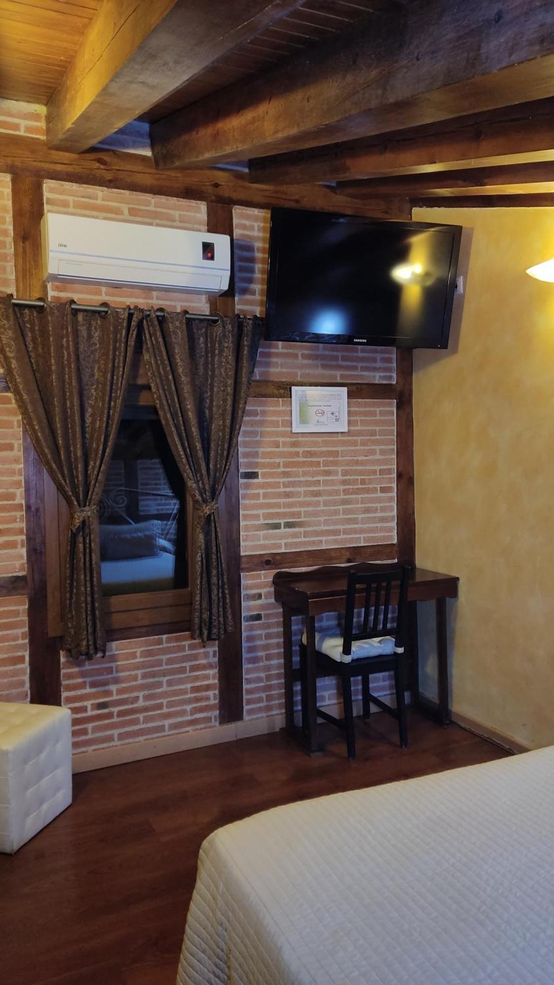 Hostal Segovia Adults Only Zimmer foto