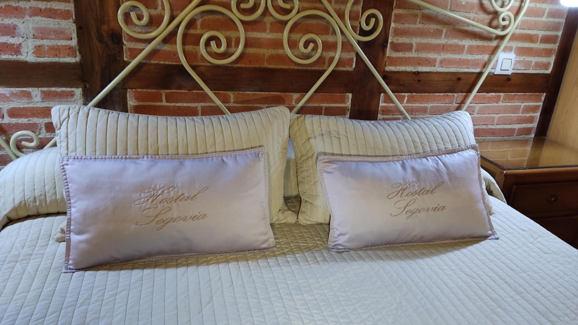Hostal Segovia Adults Only Zimmer foto